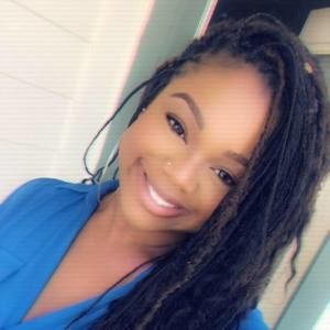 Meet your Posher, Ebony